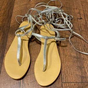 ALDO Grecian silver sandals! Head turner! Fashion and comfort!